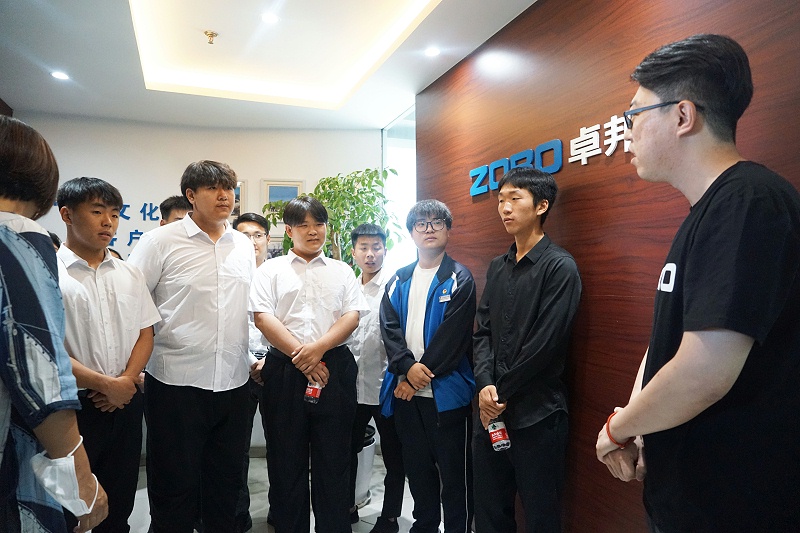 校企合作 走進職場 協(xié)同育人丨歡迎北京市經貿高級技術學校師生來ZOBO卓邦參觀學習